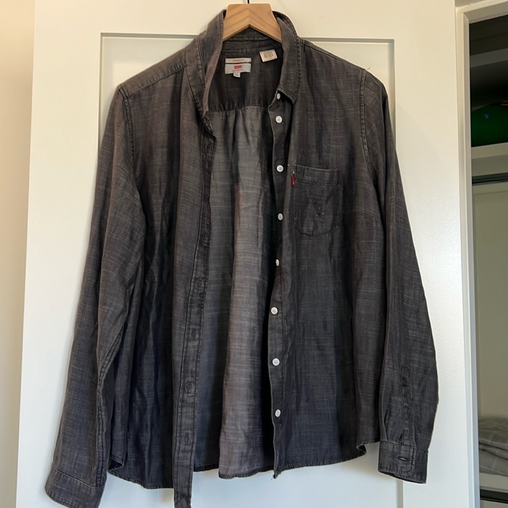 Levi’s button down shirt size XL